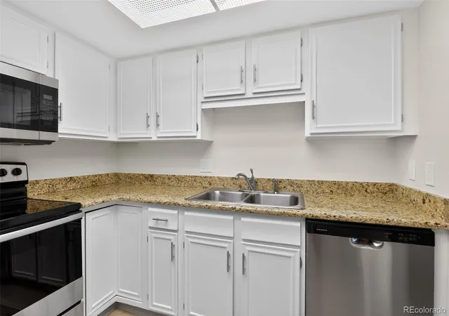 5th image of 14152 E Linvale Pl, Aurora, CO 80014