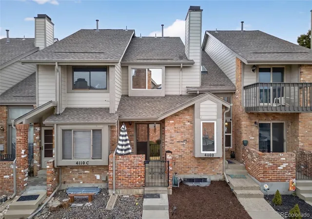 2nd image of 4110 S Evanston Cir #B, Aurora, CO 80014 | MLS# 9665451