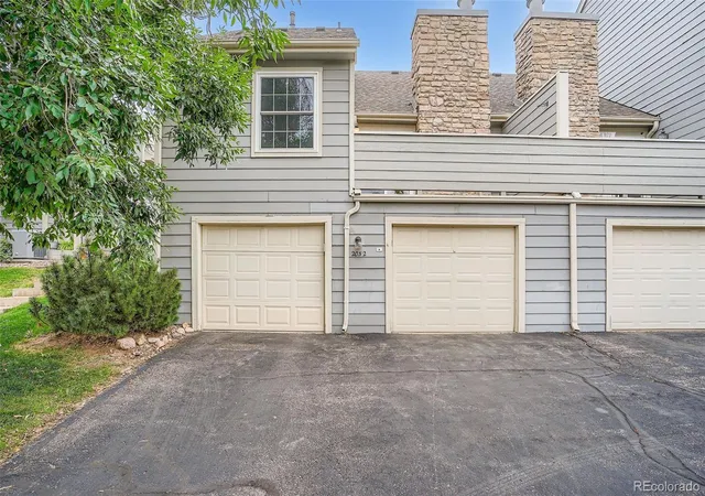 Homes for sale in Aurora, CO | 2052 S Worchester Wy, Aurora, CO 80014 | MLS# 1641675