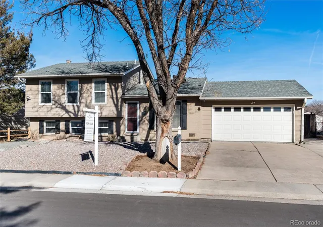 Homes for sale in Aurora, CO | 2118 S Mobile Way, Aurora, CO 80013 | MLS# 9015510