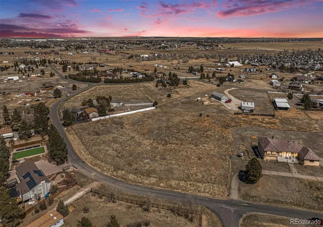 1st image of 978 S Buchanan St, Aurora, CO 80018 | MLS# 4160689