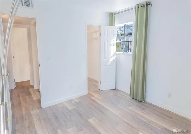 image of 1888 S Pitkin St, Aurora, CO 80017