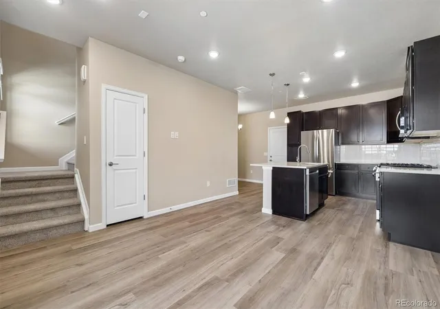 2nd image of 6710 Merseyside Ln, Castle Pines, CO 80108 | MLS# 4355798