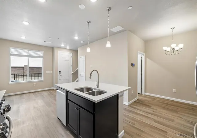 4th image of 6710 Merseyside Ln, Castle Pines, CO 80108 | MLS# 4355798