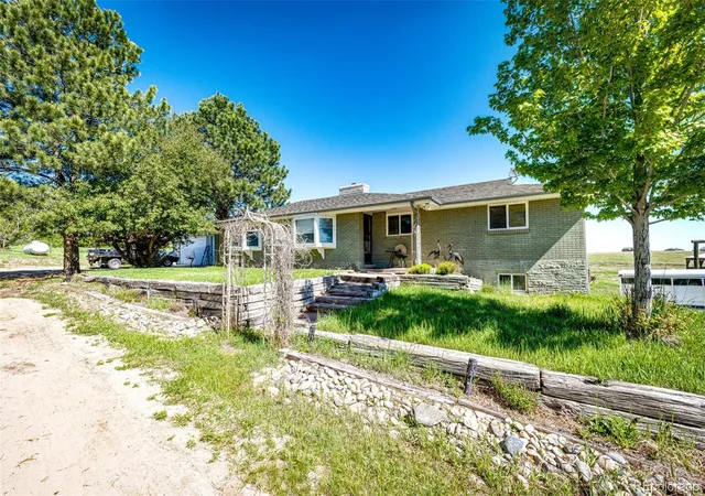 Homes for sale in Elizabeth, CO | 2487 Pinto Trl, Elizabeth, CO 80107 | MLS# 8408587