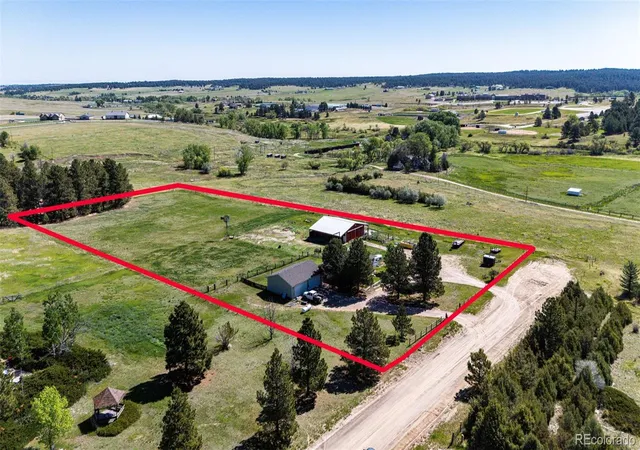Homes for sale in Elizabeth, CO | 2487 Pinto Trl, Elizabeth, CO 80107 | MLS# 8408587