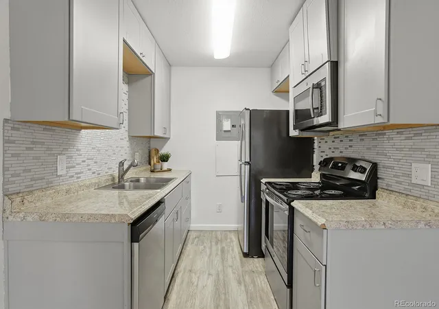 5th image of 14700 E Kentucky Dr, Aurora, CO 80012