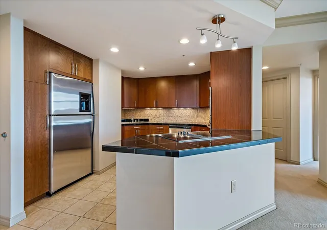 3rd image of 8100 E Union Ave #814, Denver, CO 80237 | MLS# 3070730