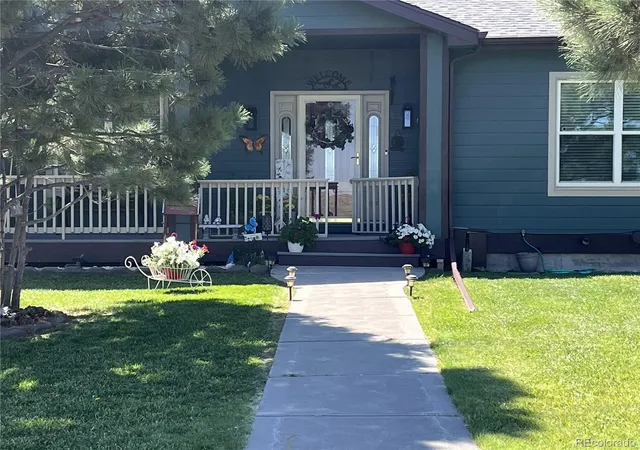 Photo 2 of Single family home for sale at 26846 Richards Cir, Elizabeth, CO 80107 | MLS# 5919247 | Listing updated on 2026-08-29