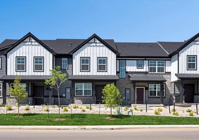 Homes for sale in Windsor, CO | 1616 Riverplace Dr #3, Windsor, CO 80550 | MLS# 9127742
