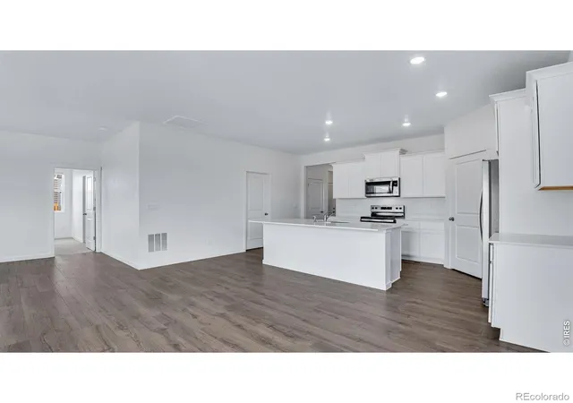 4th image of 2303 Base St, Fort Lupton, CO 80621 | MLS# IR1051273
