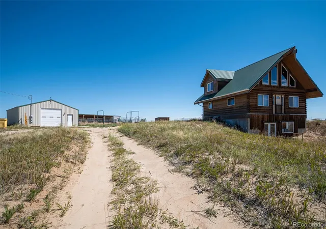Photo 1 of Single family home for sale at 1212 S County Rd 185, Byers, CO 80103 | MLS# 9086438 | Listing updated on 2026-10-05