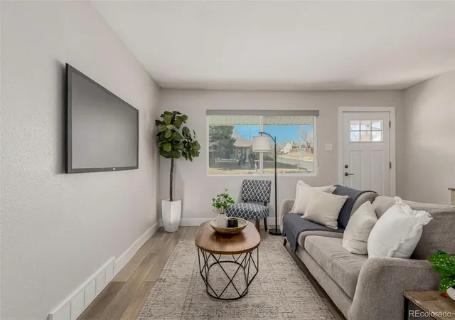 4th image of 800 S Pecos St, Denver, CO 80223 | MLS# 5265660