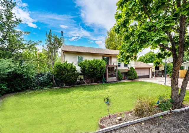 Photo 3 of Single family home for sale at 7740 W Meadow Dr, Littleton, CO 80128 | MLS# 6568402 | Listing updated on 2026-09-15