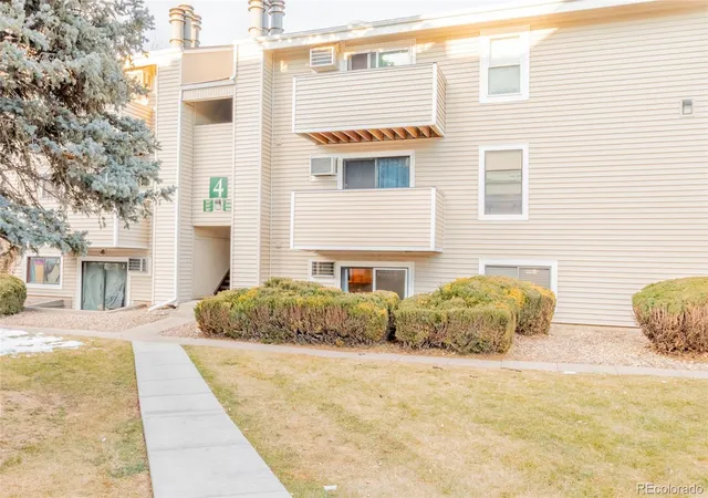 2nd image of 10150 E Virginia Ave #4-108, Denver, CO 80247 | MLS# 2950679