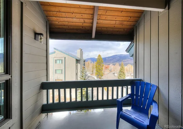 Listing Photo 5 - Condo for sale in building located at 101 Ryan Gulch Ct, Silverthorne, CO 80498 - Unit #A303