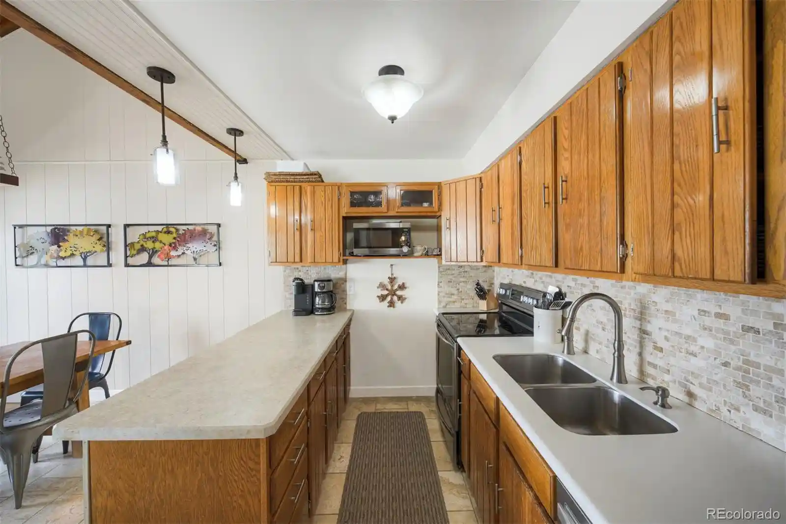 Listing Photo 2 - Condo for sale in 101 Ryan Gulch Ct located at 101 Ryan Gulch Ct, Silverthorne, CO 80498 - Unit #A303