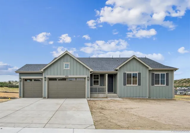 1st image of 5725 Pleasant View Dr, Castle Rock, CO 80108 | MLS# 7751238