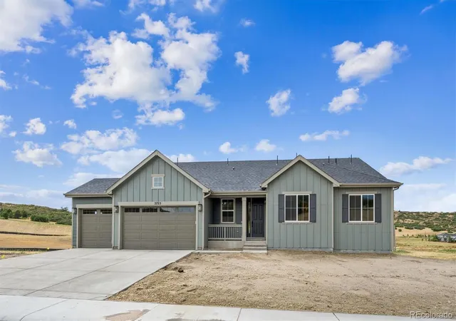 2nd image of 5725 Pleasant View Dr, Castle Rock, CO 80108 | MLS# 7751238