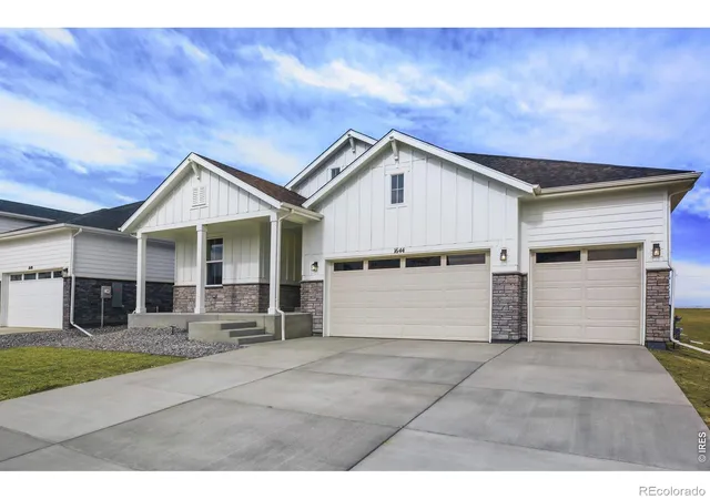 Photo 2 of Single family home for sale at 1644 Sundown Run Dr, Windsor, CO 80550 | MLS# IR1051702 | Listing updated on 2026-10-07