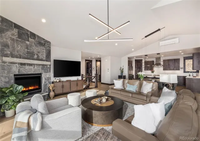 Photo 3 of Single family home for sale at 50 Fly Caster Ln, Silverthorne, CO 80498 | MLS# 2332666 | Listing updated on 2026-09-06