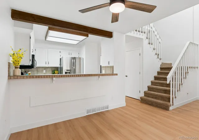 Listing Photo 5 - Condo for sale in building located at 2885 W Long Cir, Littleton, CO 80120 - Unit #B