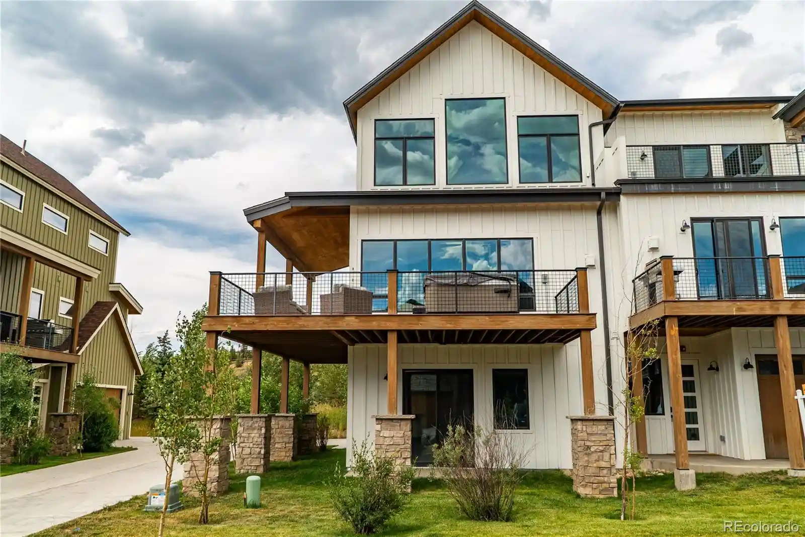 Listing Photo 2 - Condo for sale in 158 Hay Mdw Dr located at 158 Hay Mdw Dr, Fraser, CO 80442 - Unit 158 Hay Meadow Dr