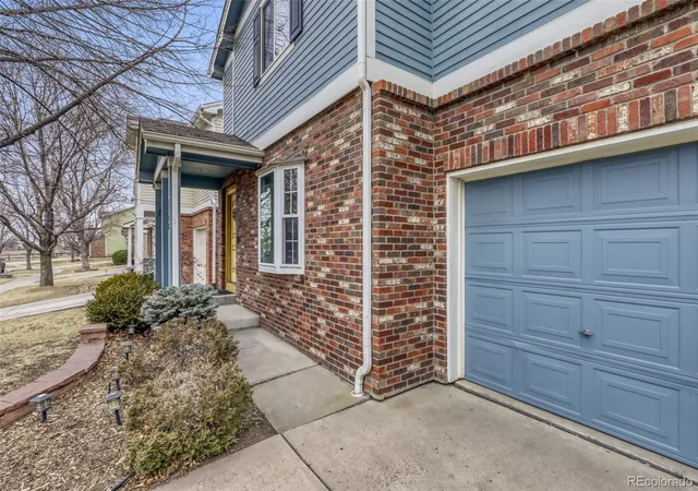 4th image of 3708 Dexter Ct, Denver, CO 80207 | MLS# 8790109