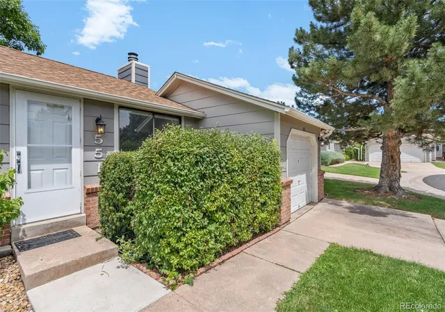 32nd image of 551 W Crestline Cir #9D2, Littleton, CO 80120 | MLS# 4053172