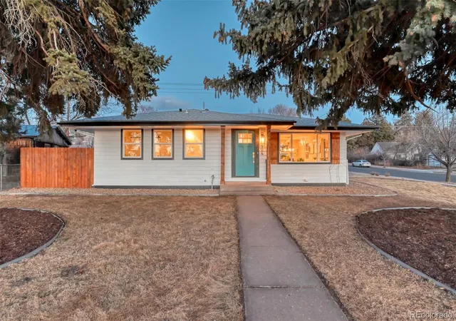 1st image of 404 Front St, Castle Rock, CO 80104 | MLS# 7207093