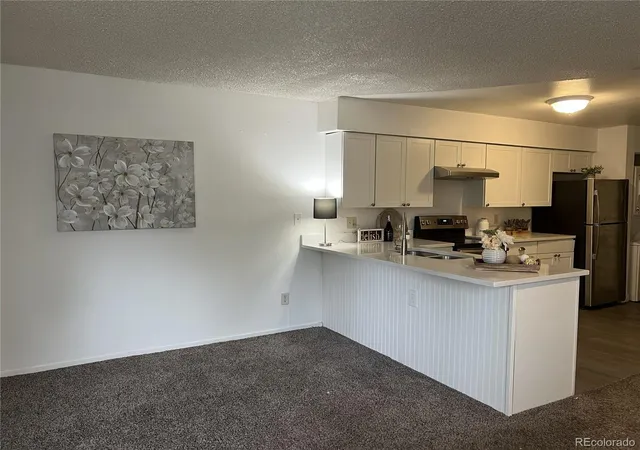 4th image of 922 S Dearborn Wy #5, Aurora, CO 80012 | MLS# 6690772