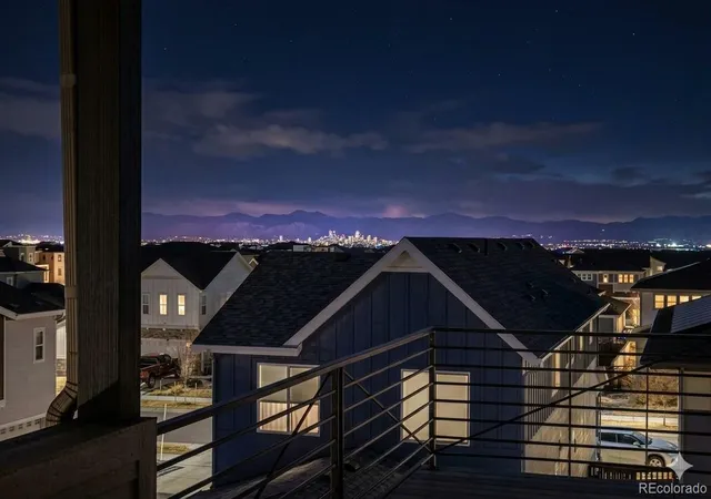 3rd image of 21420 E 61St Dr, Aurora, CO 80019 | MLS# 5241411