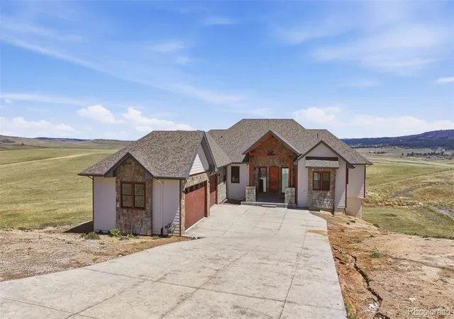 Homes for sale in Sedalia, CO | 5320 Dual Rey Pt, Sedalia, CO 80135 | MLS# 2196044