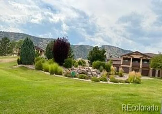 2nd image of 9836 W Freiburg Dr, Littleton, CO 80127