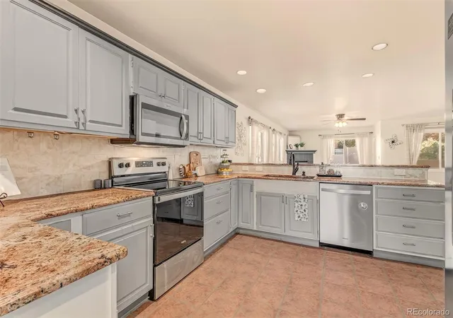 4th image of 150 Luxury Ln, Colorado Springs, CO 80921 | MLS# 3051356