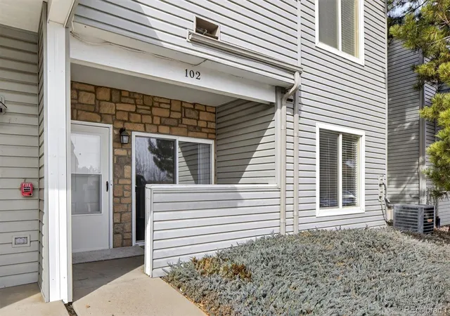 Homes for sale in Aurora, CO | 911 S Zeno Wy #102, Aurora, CO 80017 | MLS# 3321556