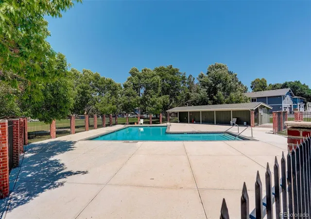 4th image of 1204 S Uvalda St, Aurora, CO 80012 | MLS# 5104957