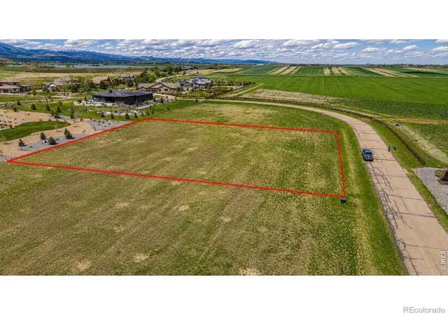 2nd image of 12910 Woodridge Dr, Longmont, CO 80504 | MLS# IR1052317