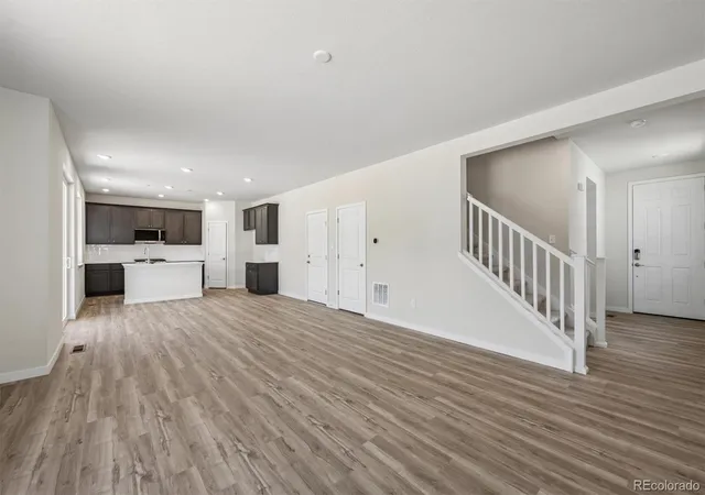 Photo 4 of Single family home for sale at 5772 N Indigo Rose St, Aurora, CO 80019 | MLS# 9479840 | Listing updated on 2026-10-22