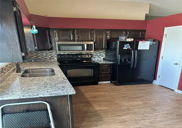 3rd image of 20927 Kelly Pl, Denver, CO 80249 | MLS# 5313463