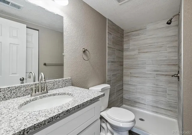 Homes for sale in Aurora, CO | 1777 S Pitkin Street, Aurora, CO 80017 | Houzeo