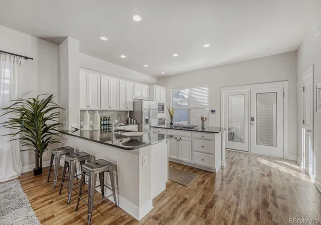 3rd image of 2861 Lima St, Denver, CO 80238 | MLS# 1752513