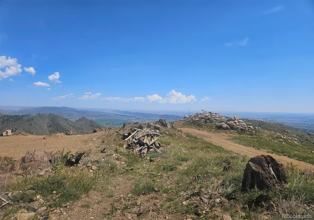 Homes for sale in Bellvue, CO | 654 Hernia Hill Trl, Bellvue, CO 80512 | MLS# 2270871