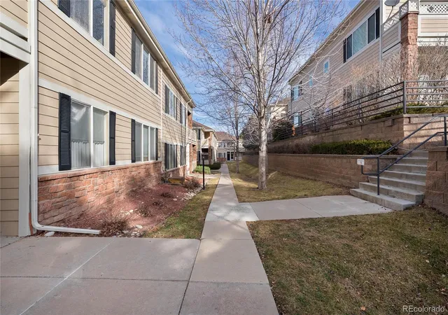 Homes for sale in Aurora, CO | 16808 E Gunnison Dr, Aurora, CO 80017