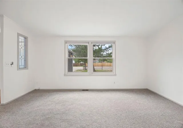 Photo 4 of Single family home for sale at 8646 S Carr St, Littleton, CO 80128 | MLS# 4911576 | Listing updated on 2026-08-21