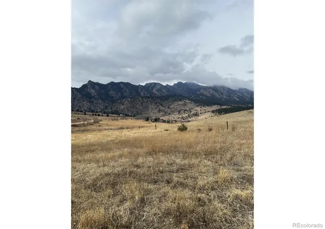 Photo 3 of Sale Pending at 3792 Eldorado Springs Dr, Boulder, CO 80303 | MLS# IR1052565 | Listing updated on 2026-08-17