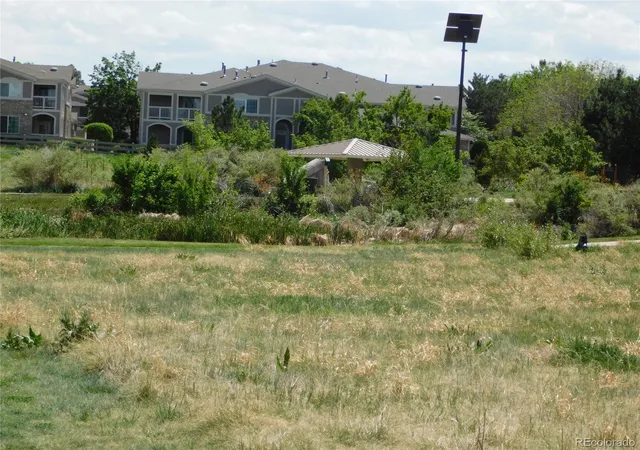 2nd image of 4044 S Carson St, Aurora, CO 80014