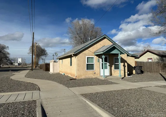 Photo 1 of Single family home for sale at 131 10th Street, Alamosa, CO 81101 | MLS# 7083794 | Listing updated on 2026-09-22