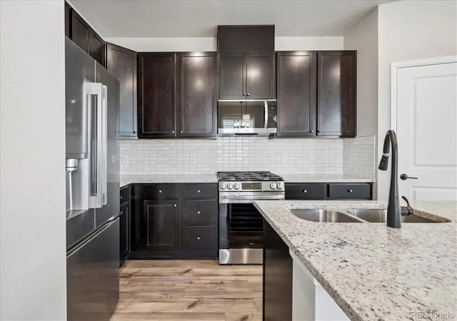 4th image of 516 Luton Dr, Castle Pines, CO 80108 | MLS# 5711498