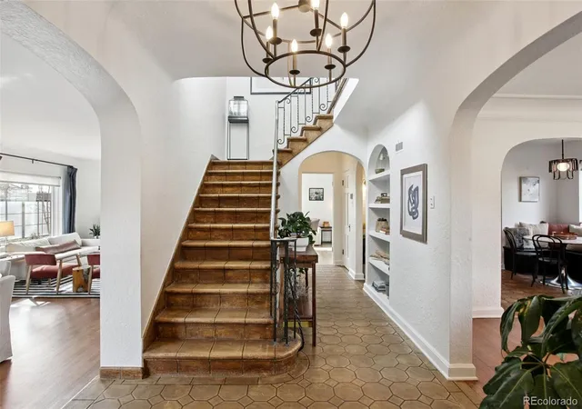 4th image of 1521 Monaco Pkwy, Denver, CO 80220 | MLS# 9275500